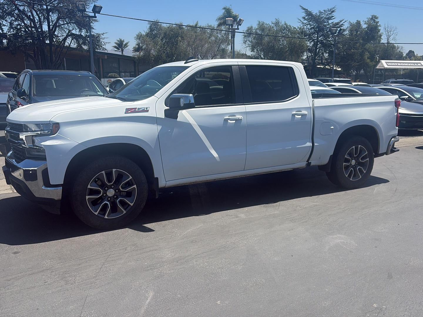 chevrolet silverado 1500 limited 2022 3GCUYDED8NG182238 image
